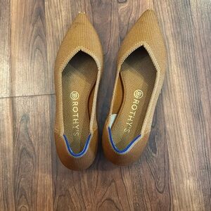 Rothy’s knit pointed toe flat size 8 lots of life left